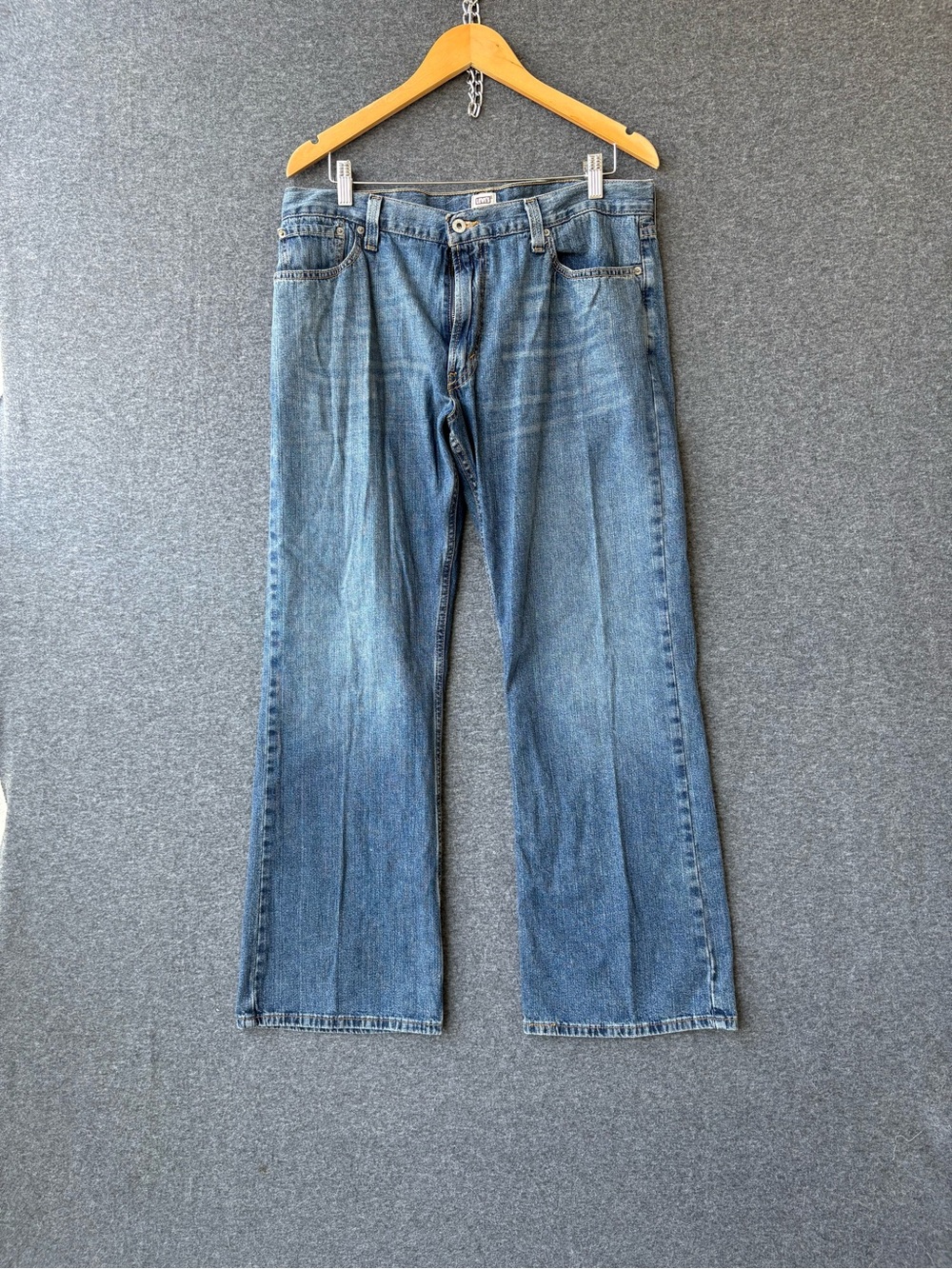 Y2K LowBoot Cut Levi's Jeans Size 36x30